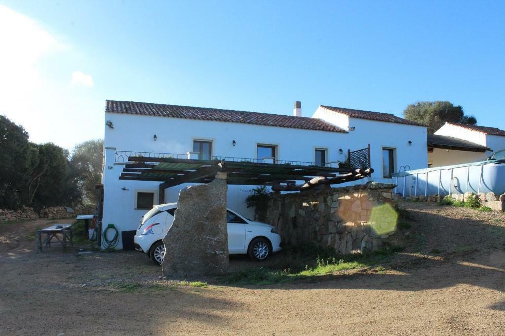 Appartamento L'Albero Magico Nella Campagna Gallurese Santa Teresa Gallura Exteriör bild